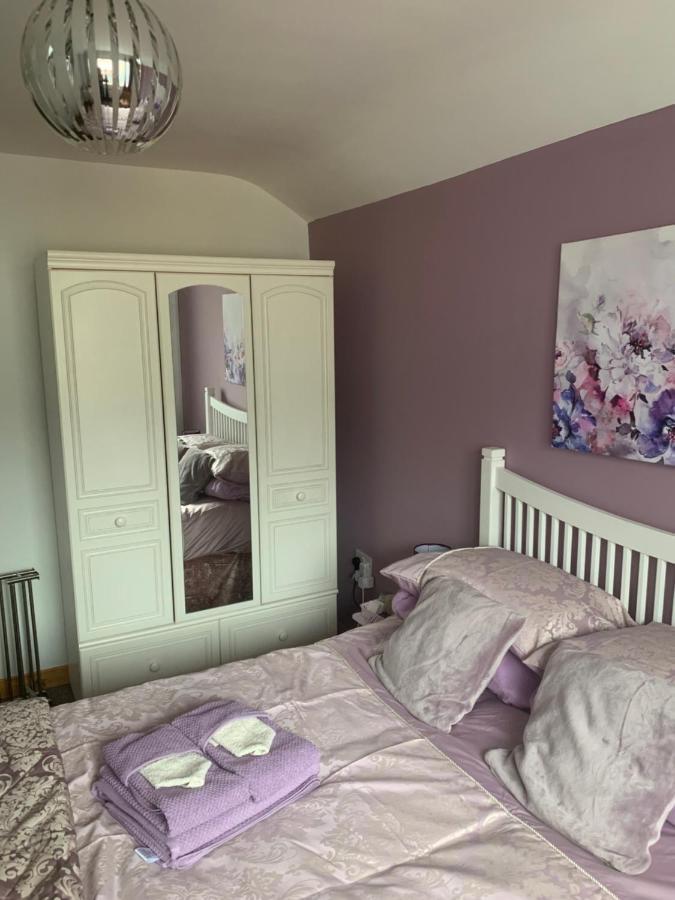 Minimum Stay Two Nights Larne Exteriör bild