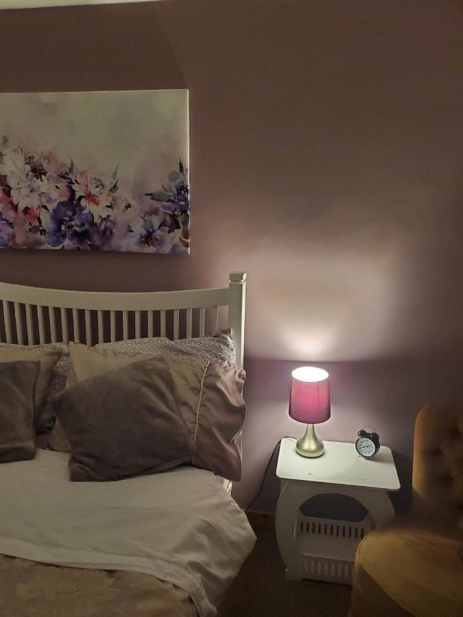 Minimum Stay Two Nights Larne Exteriör bild