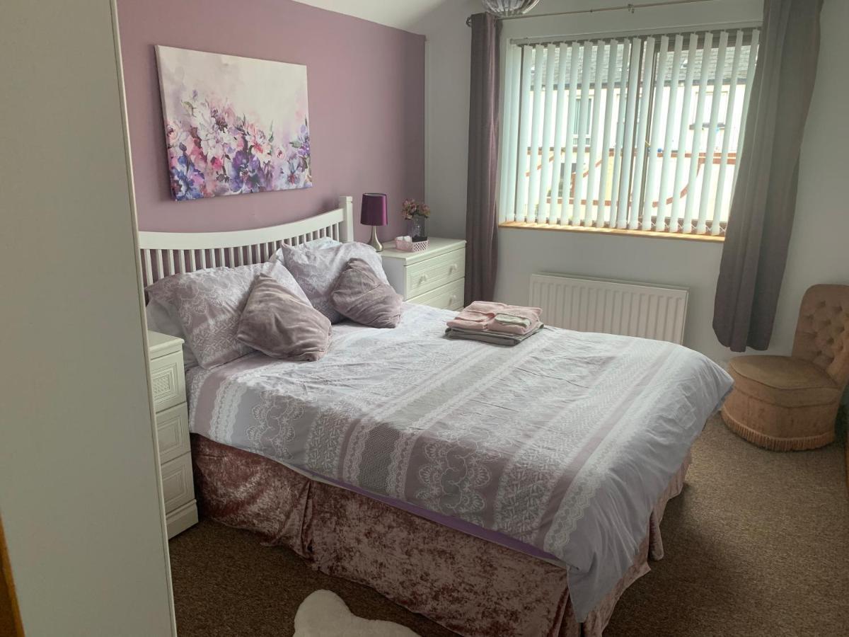 Minimum Stay Two Nights Larne Exteriör bild