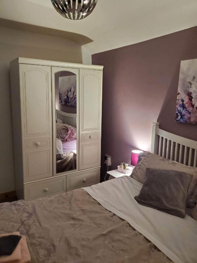 Minimum Stay Two Nights Larne Exteriör bild